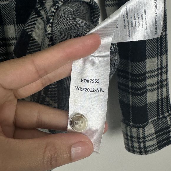 Faherty Legend Sweater Shirt Black Plaid Flannel Button Up Collared Women Sz XS - Picture 8 of 12